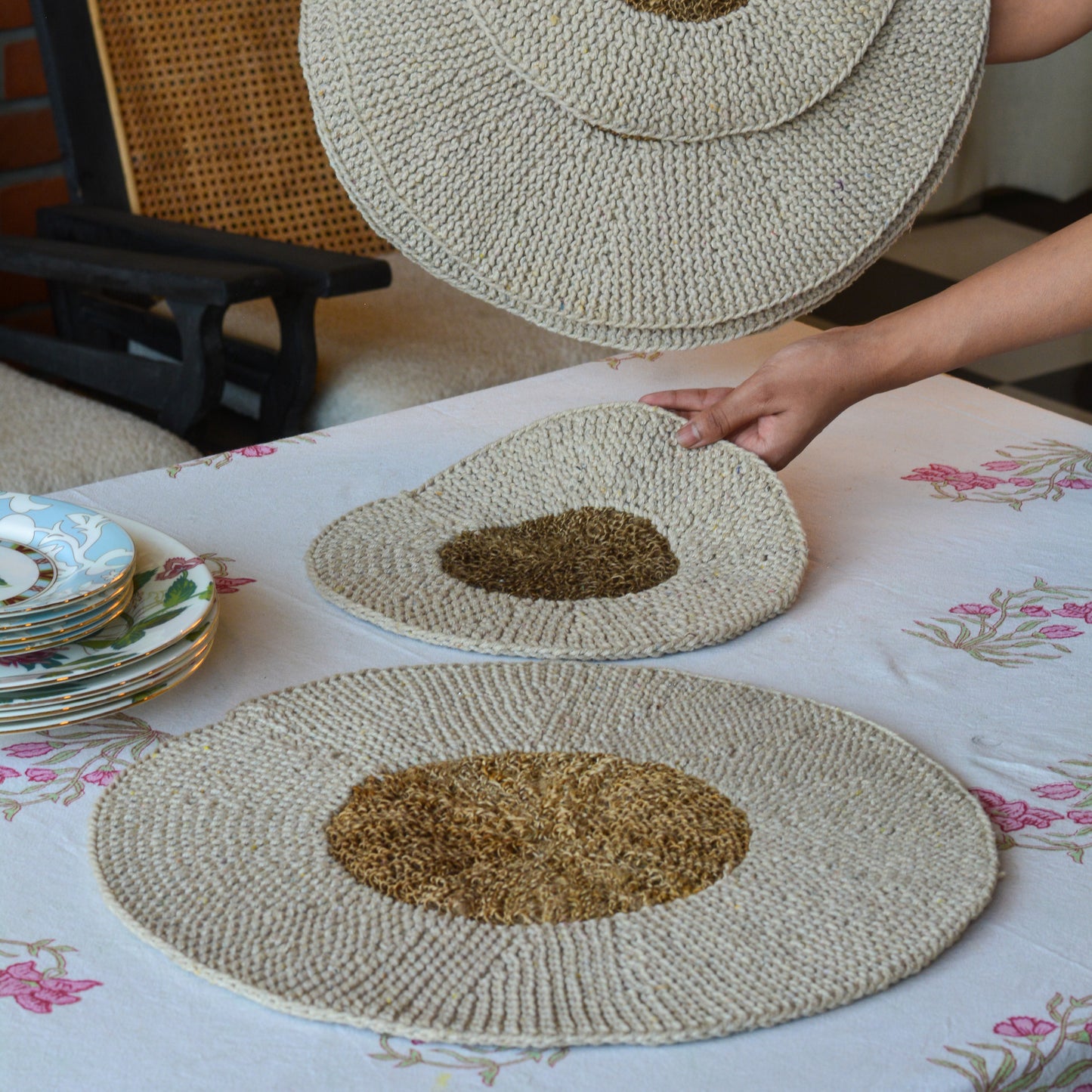Cotton & Jute Table Mat ( Small, Set of 4 )