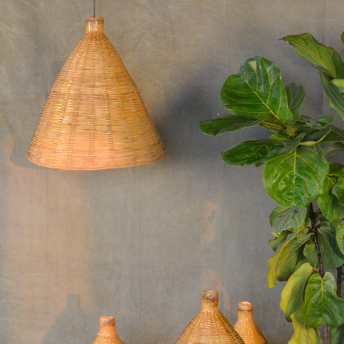 Conical Bamboo Hanging Pendant Lamp
