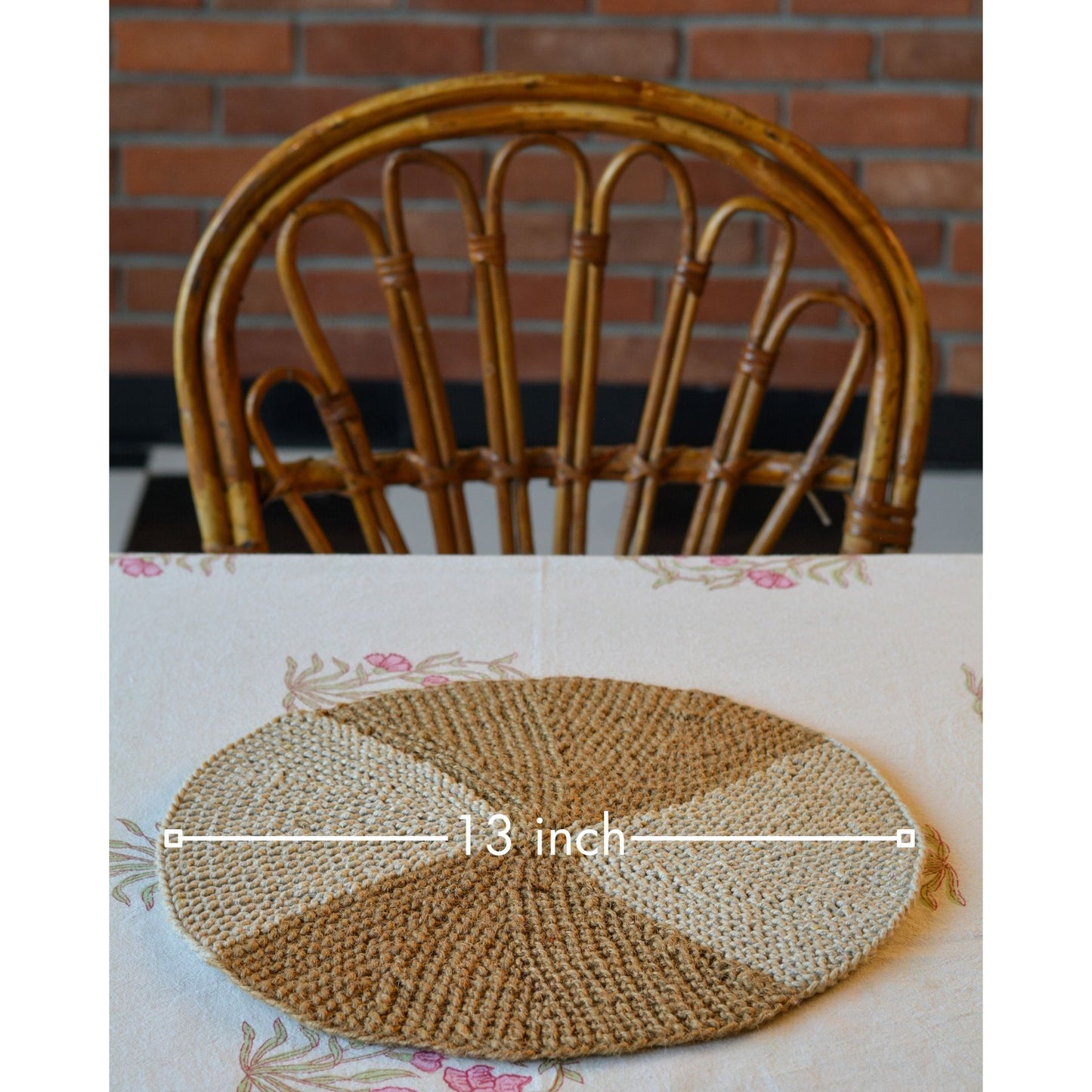 Round Jute-Cotton Thread Placemat ( Large, Single Piece )