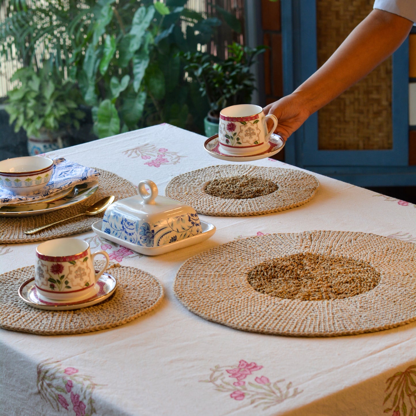Cotton & Jute Table Mat ( Small, Set of 4 )
