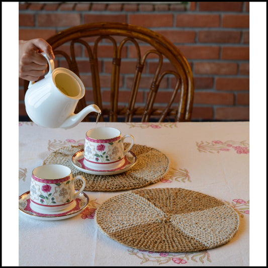 Round Jute-Cotton Thread Placemat ( Small, Pack of 2 )